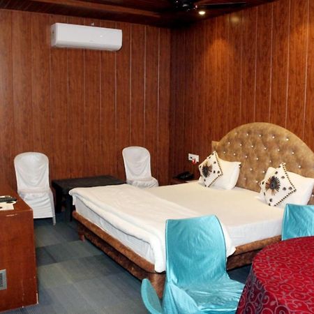 Maharaja The Royal Resort Thane Buitenkant foto