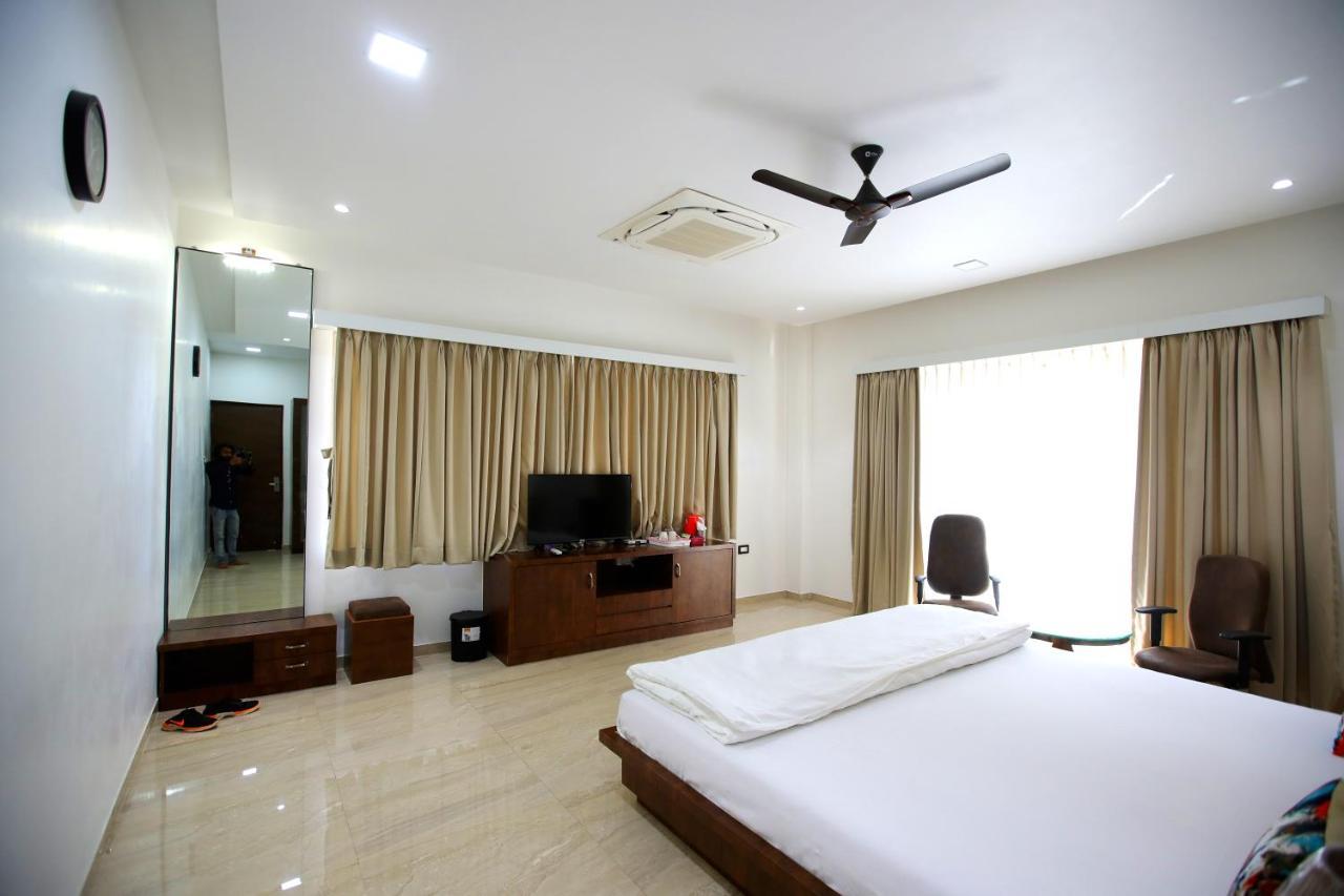 Maharaja The Royal Resort Thane Buitenkant foto