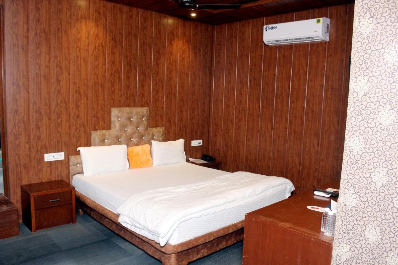 Maharaja The Royal Resort Thane Buitenkant foto