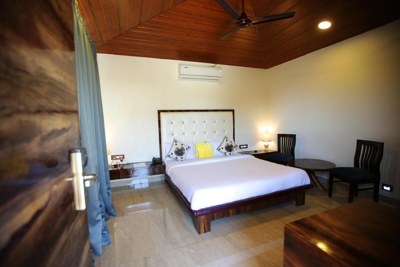 Maharaja The Royal Resort Thane Buitenkant foto