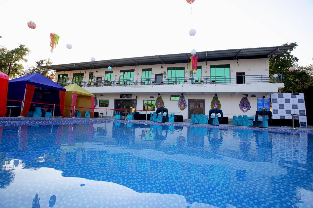 Maharaja The Royal Resort Thane Buitenkant foto