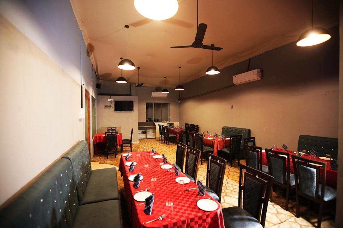 Maharaja The Royal Resort Thane Buitenkant foto