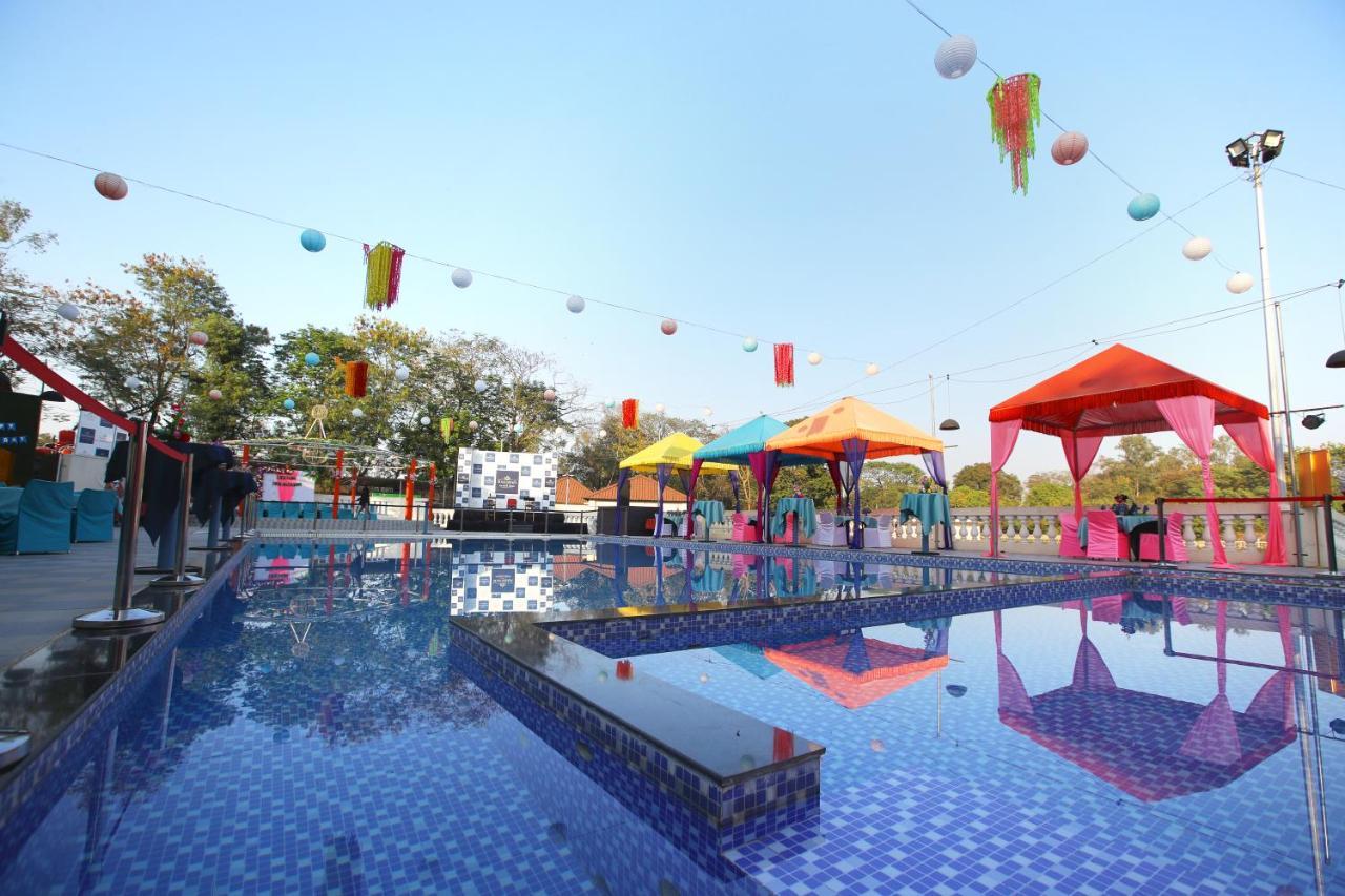Maharaja The Royal Resort Thane Buitenkant foto